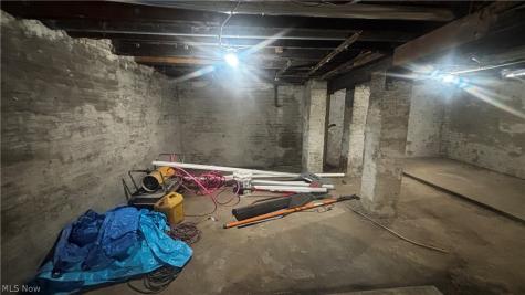 8413 Superior Avenue Cleveland OH 44103