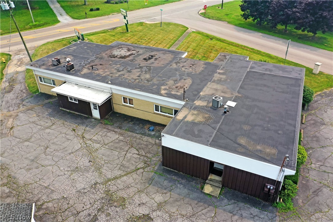 696 Valley View Drive Brookfield OH 44403