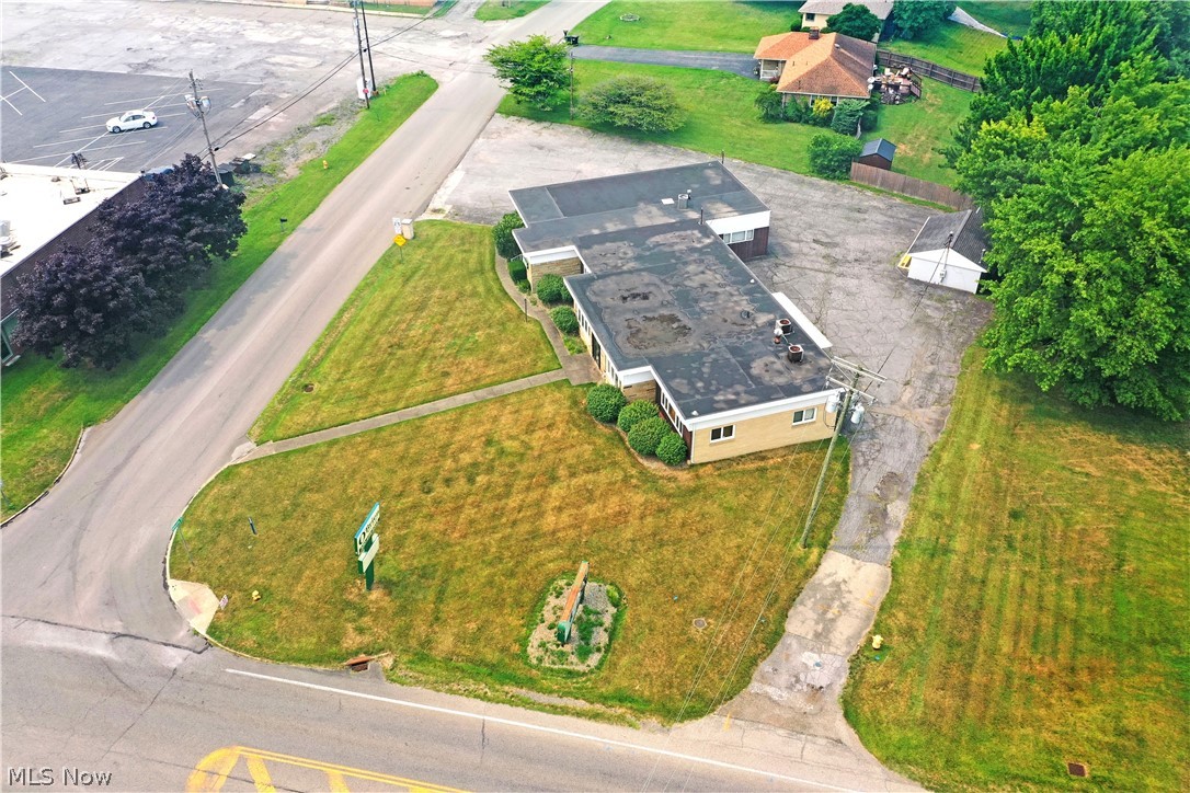 696 Valley View Drive Brookfield OH 44403