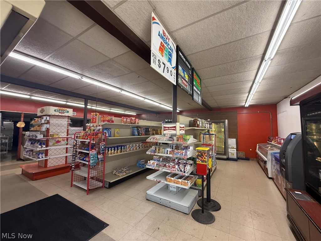 2506 Commercial Avenue Mingo Junction OH 43938