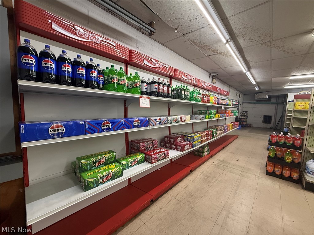 2506 Commercial Avenue Mingo Junction OH 43938
