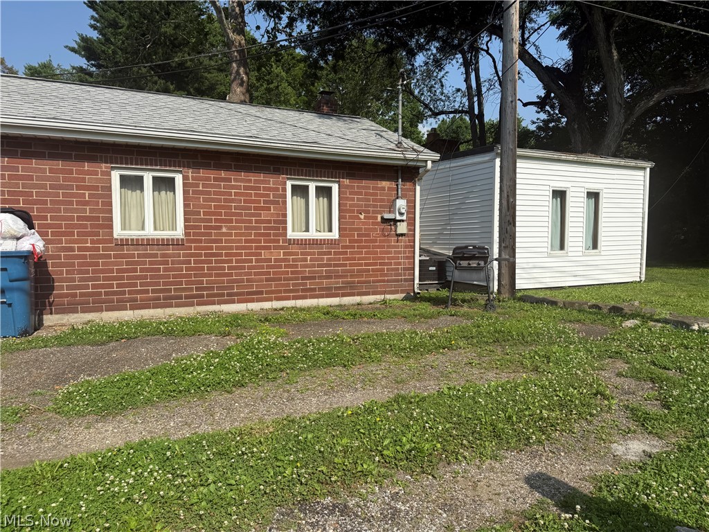 320 Benton Road Salem OH 44460