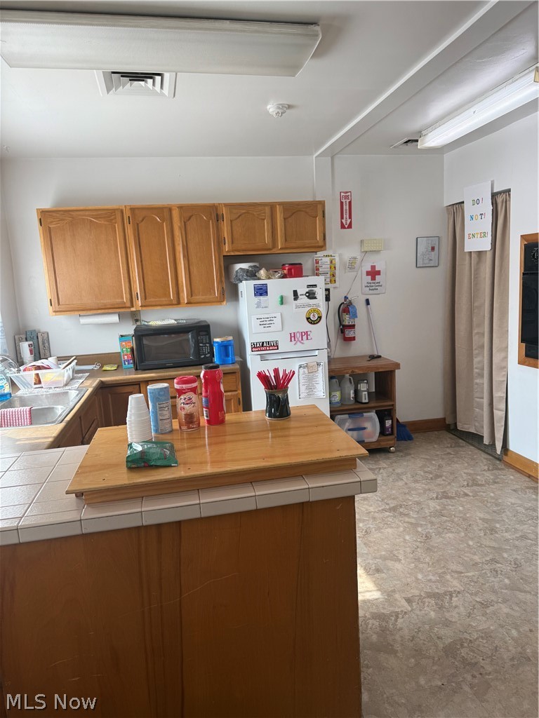 320 Benton Road Salem OH 44460