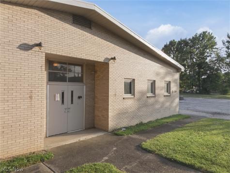 2430 E 28th Street Lorain OH 44055