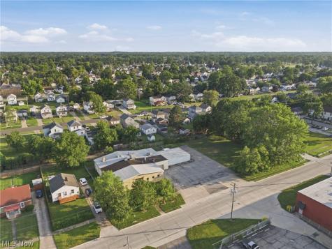 2430 E 28th Street Lorain OH 44055