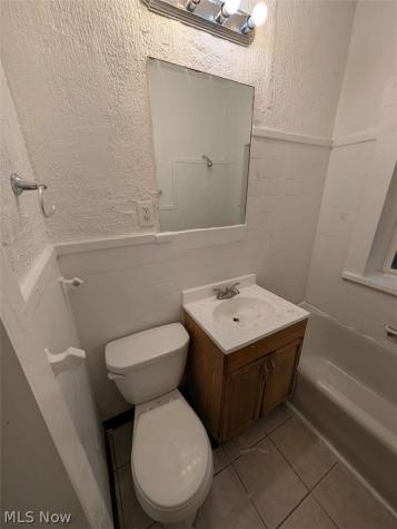 1874 Marloes Avenue East Cleveland OH 44112