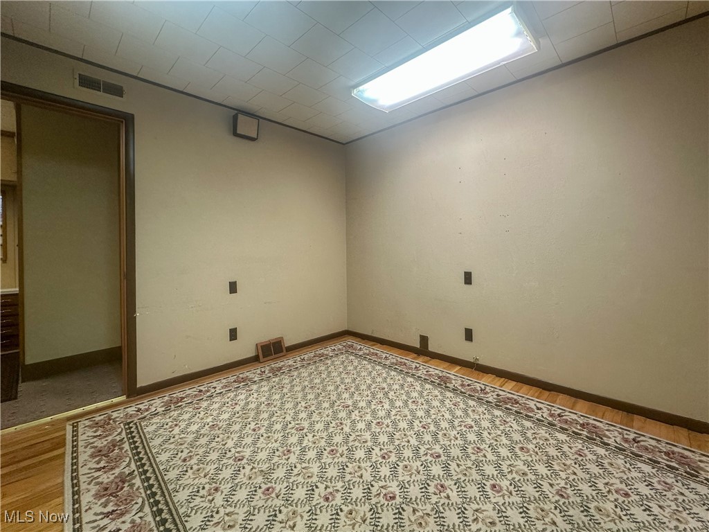 1542 Woodland Street NE Warren OH 44483
