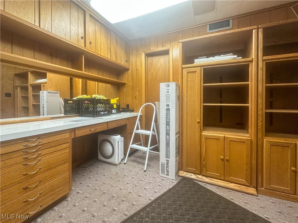 1542 Woodland Street NE Warren OH 44483