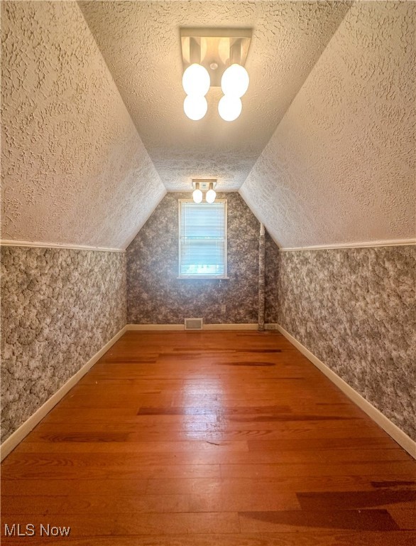 1542 Woodland Street NE Warren OH 44483