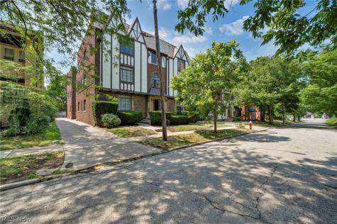1346 Kenilworth Avenue Lakewood OH 44107