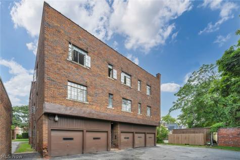 1346 Kenilworth Avenue Lakewood OH 44107