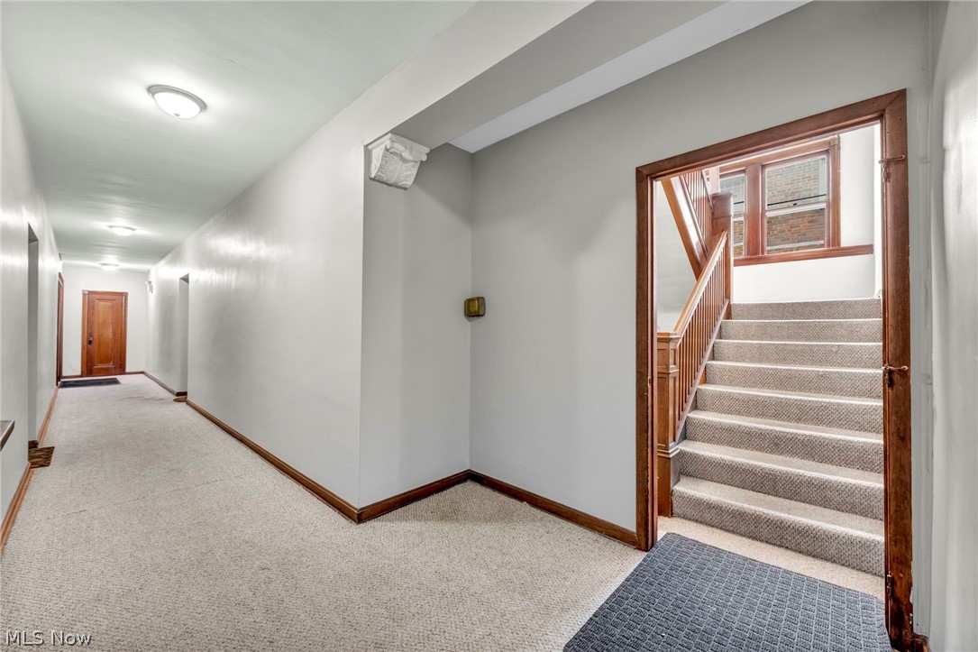 1346 Kenilworth Avenue Lakewood OH 44107