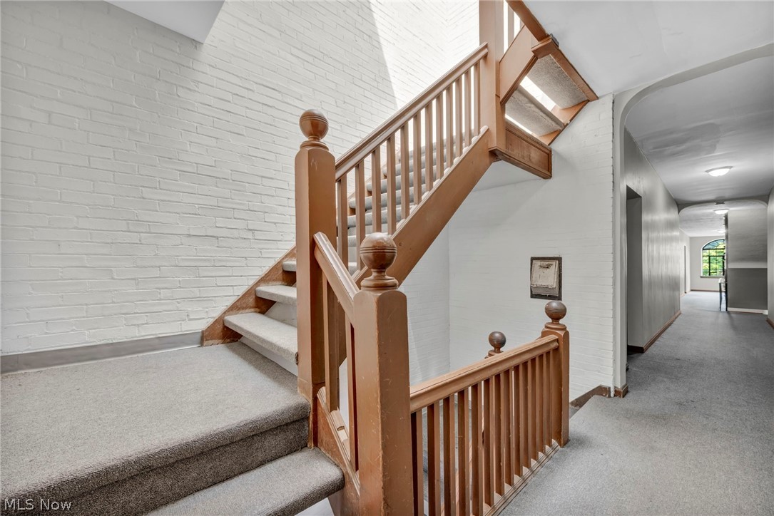 1346 Kenilworth Avenue Lakewood OH 44107
