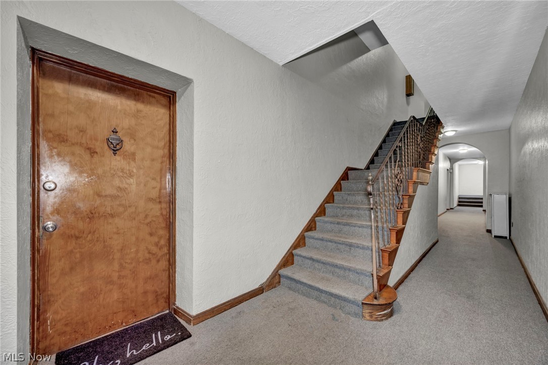 1346 Kenilworth Avenue Lakewood OH 44107