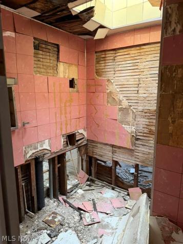 14201 Miles Avenue Cleveland OH 44128