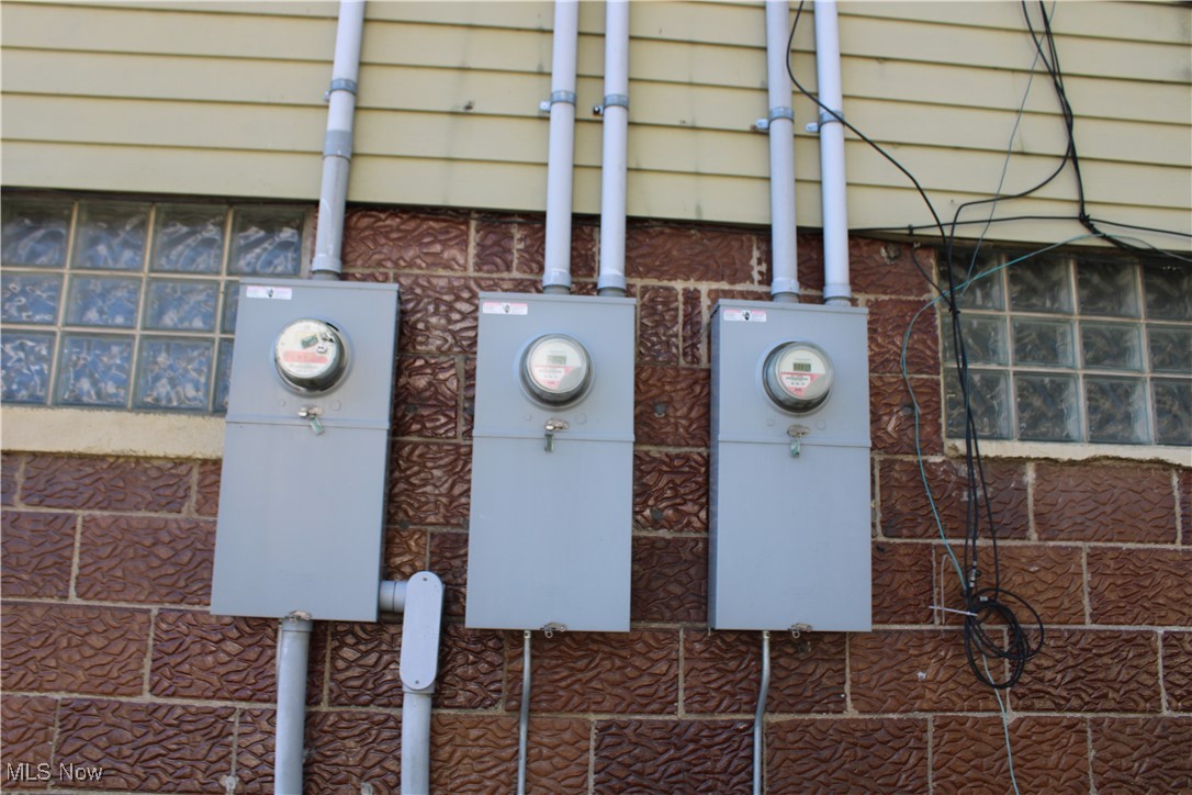 325 Market Street Clarington OH 43915