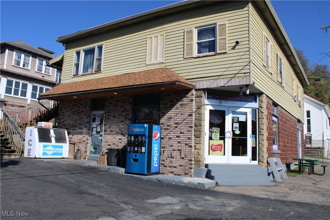 325 Market Street Clarington OH 43915