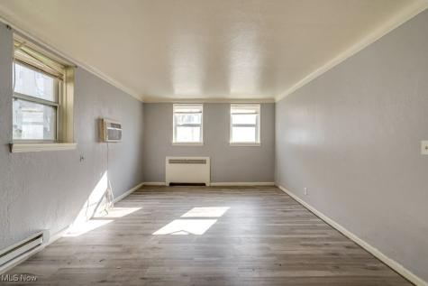 2824-2826 E 130th Street Cleveland OH 44120