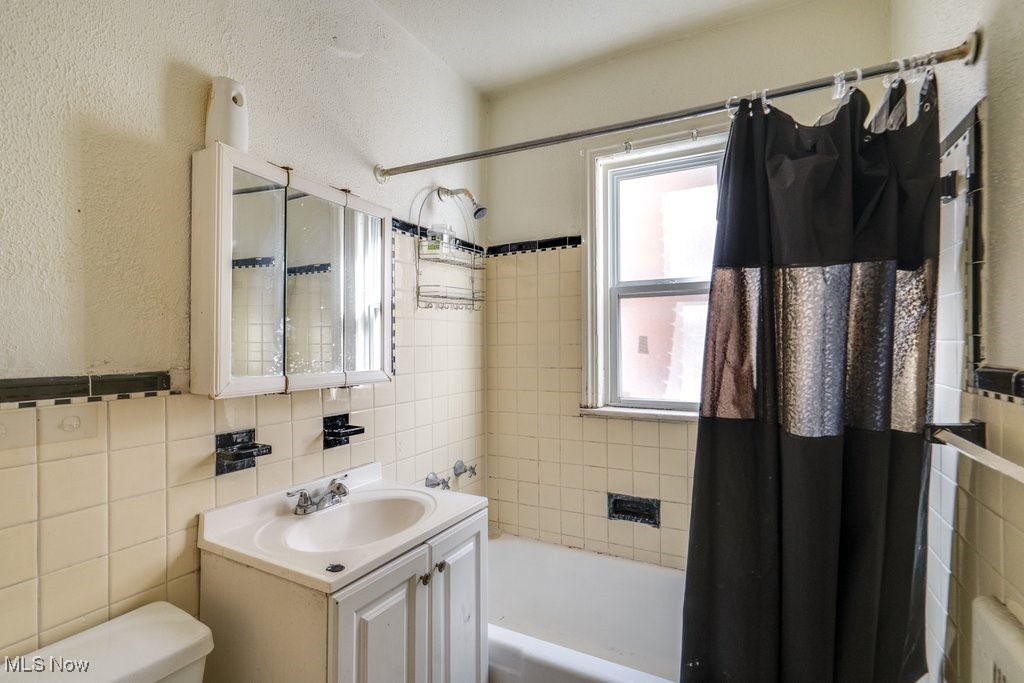 2824-2826 E 130th Street Cleveland OH 44120