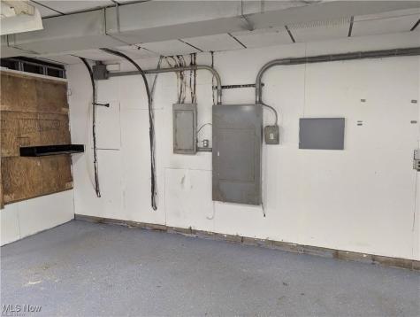 2039 36th Street NE Canton OH 44705