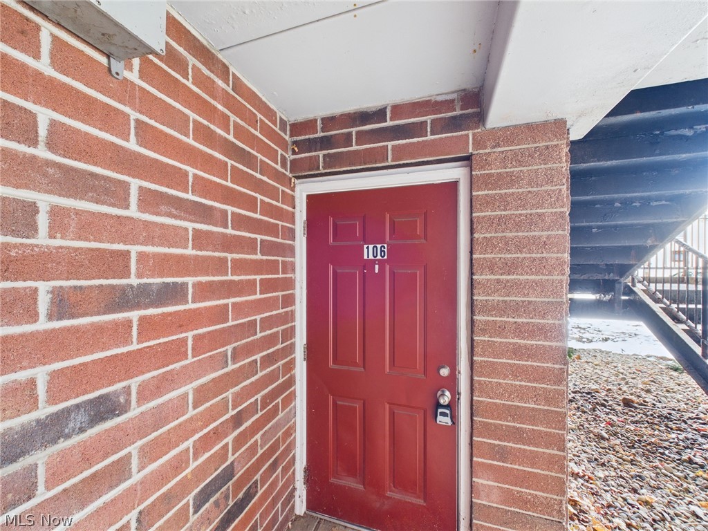 409 Brown Street Akron OH 44311