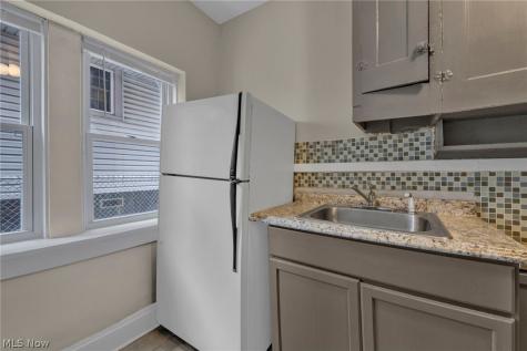 3438 Bosworth Road Cleveland OH 44111