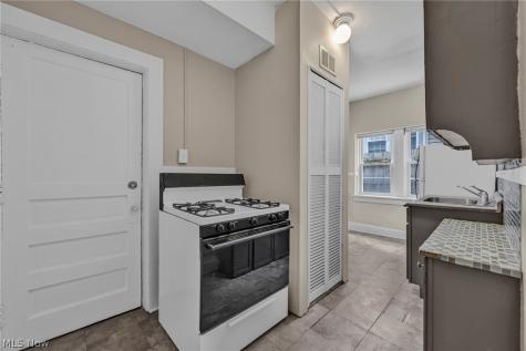 3438 Bosworth Road Cleveland OH 44111