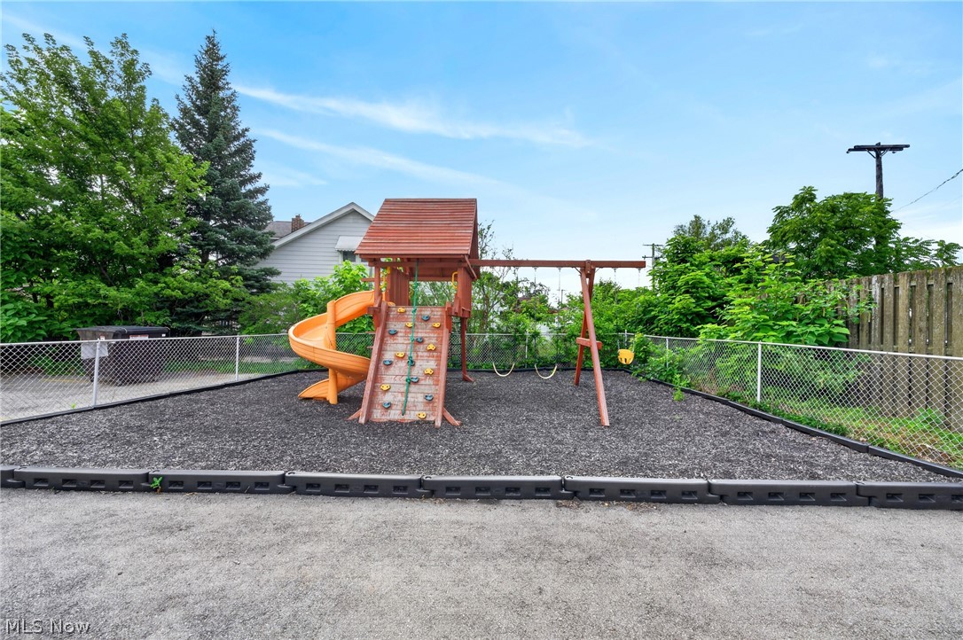 5611 Pearl Road Parma OH 44129
