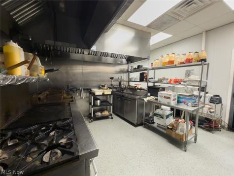 331 Cleveland Avenue NW Canton OH 44702