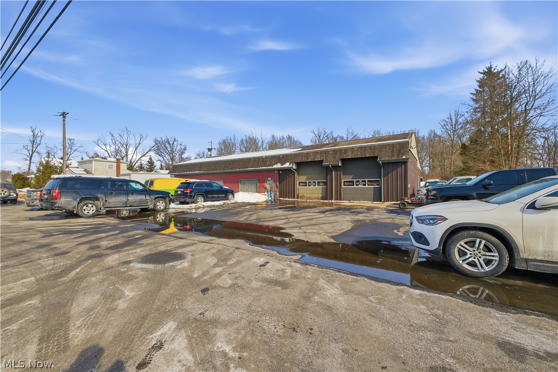 792 Youngstown Kingsville Vienna OH 44473