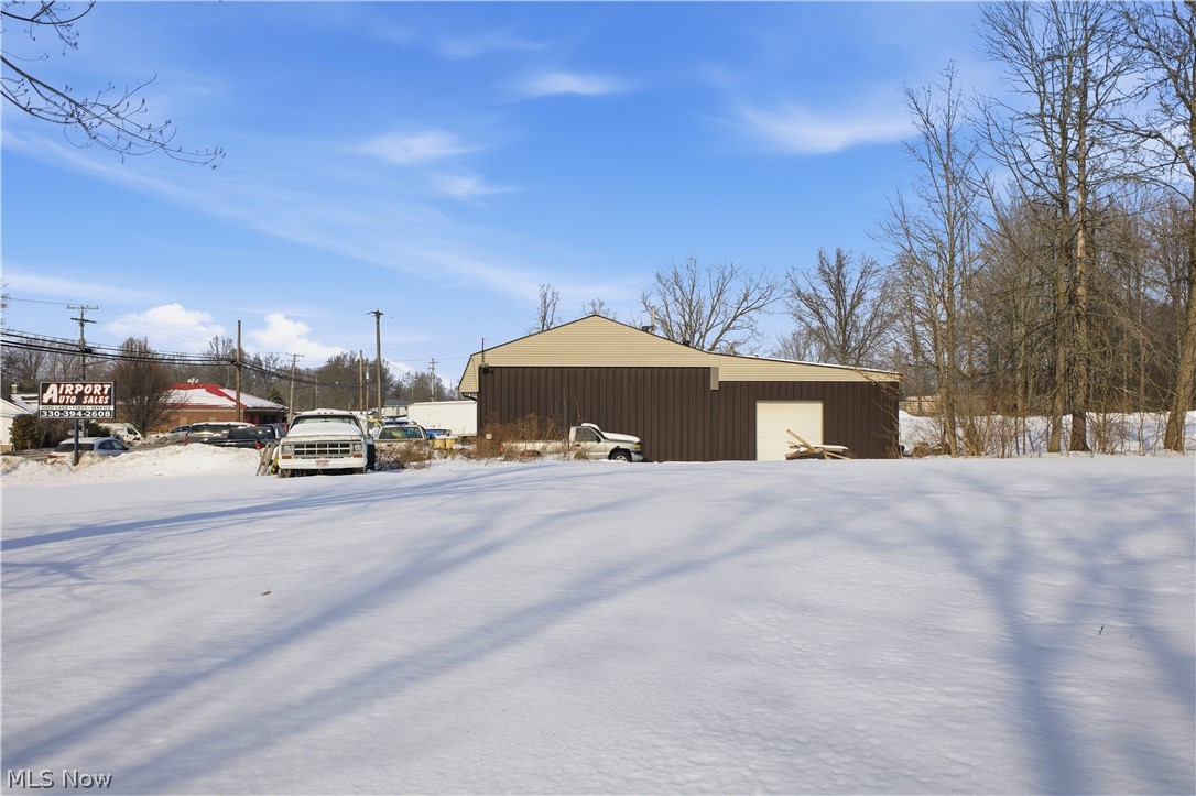 792 Youngstown Kingsville Vienna OH 44473