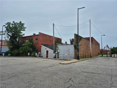 717 Broadway Lorain OH 44052