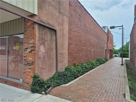 717 Broadway Lorain OH 44052