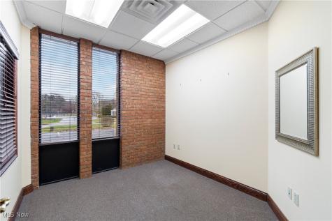 82 N Miller Road Fairlawn OH 44333