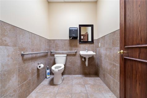 82 N Miller Road Fairlawn OH 44333