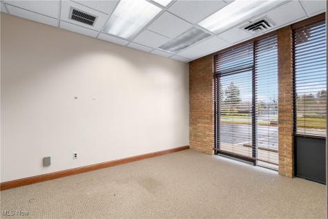 82 N Miller Road Fairlawn OH 44333