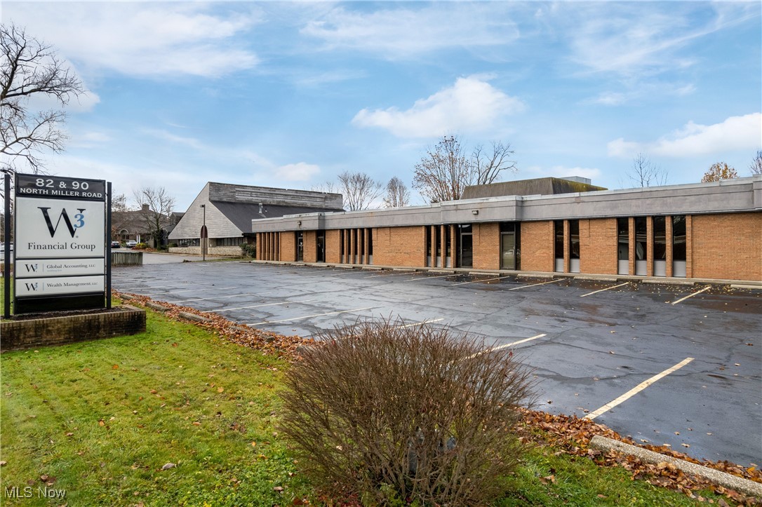 82 N Miller Road Fairlawn OH 44333
