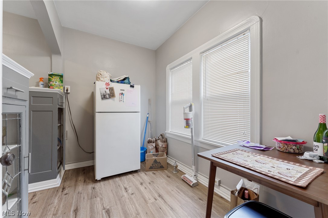 1419 Roycroft Avenue Lakewood OH 44107