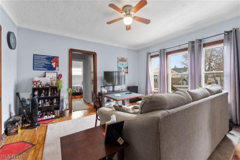 1419 Roycroft Avenue Lakewood OH 44107