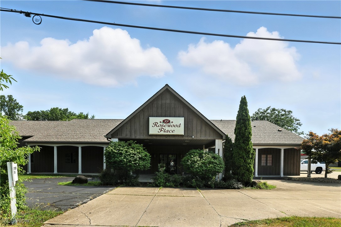 4489 Oberlin Avenue Lorain OH 44053