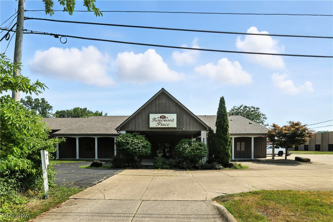 4489 Oberlin Avenue Lorain OH 44053