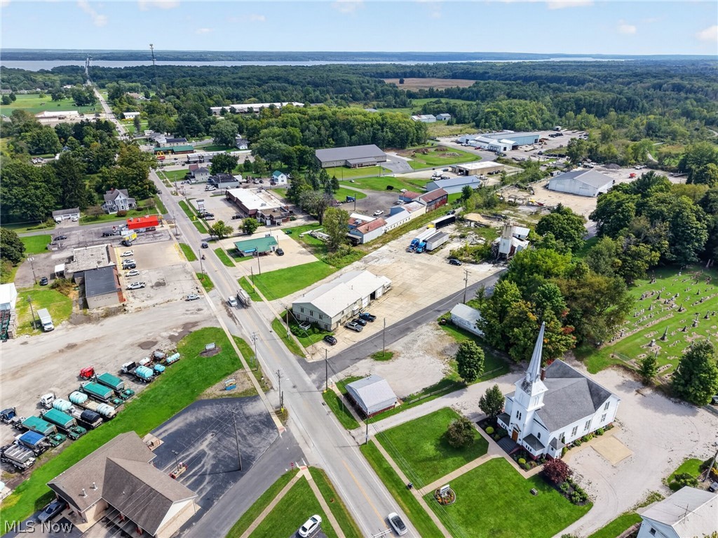 198 E Main Street Andover OH 44003
