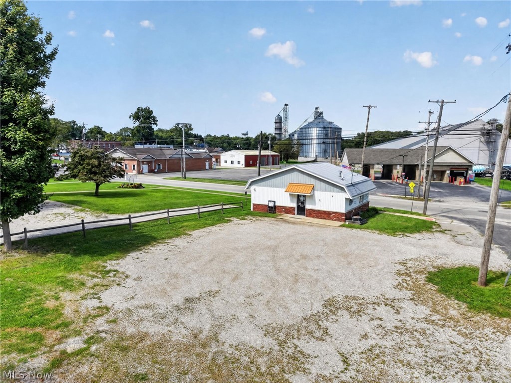 198 E Main Street Andover OH 44003