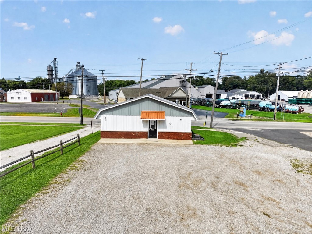 198 E Main Street Andover OH 44003