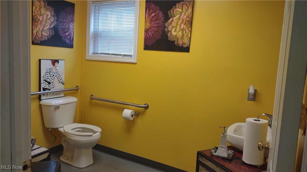 539 East Avenue Akron OH 44320