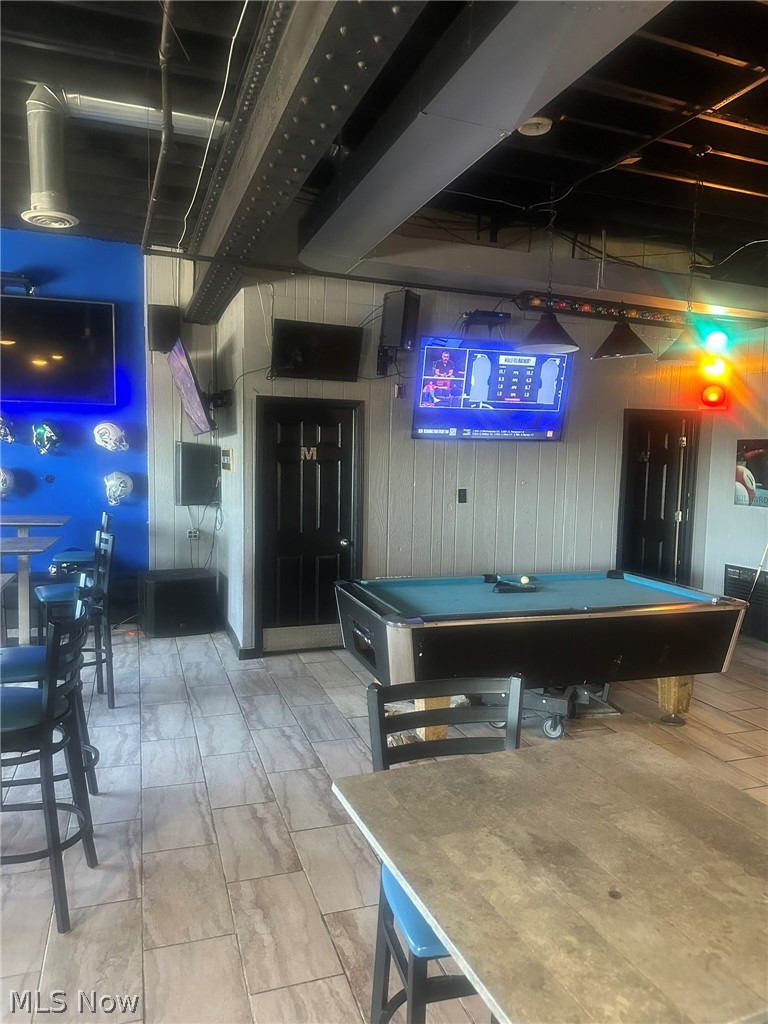 21702 Saint Clair Avenue Euclid OH 44117