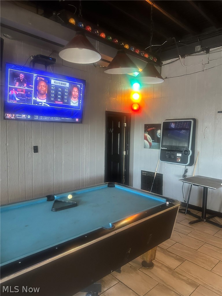 21702 Saint Clair Avenue Euclid OH 44117