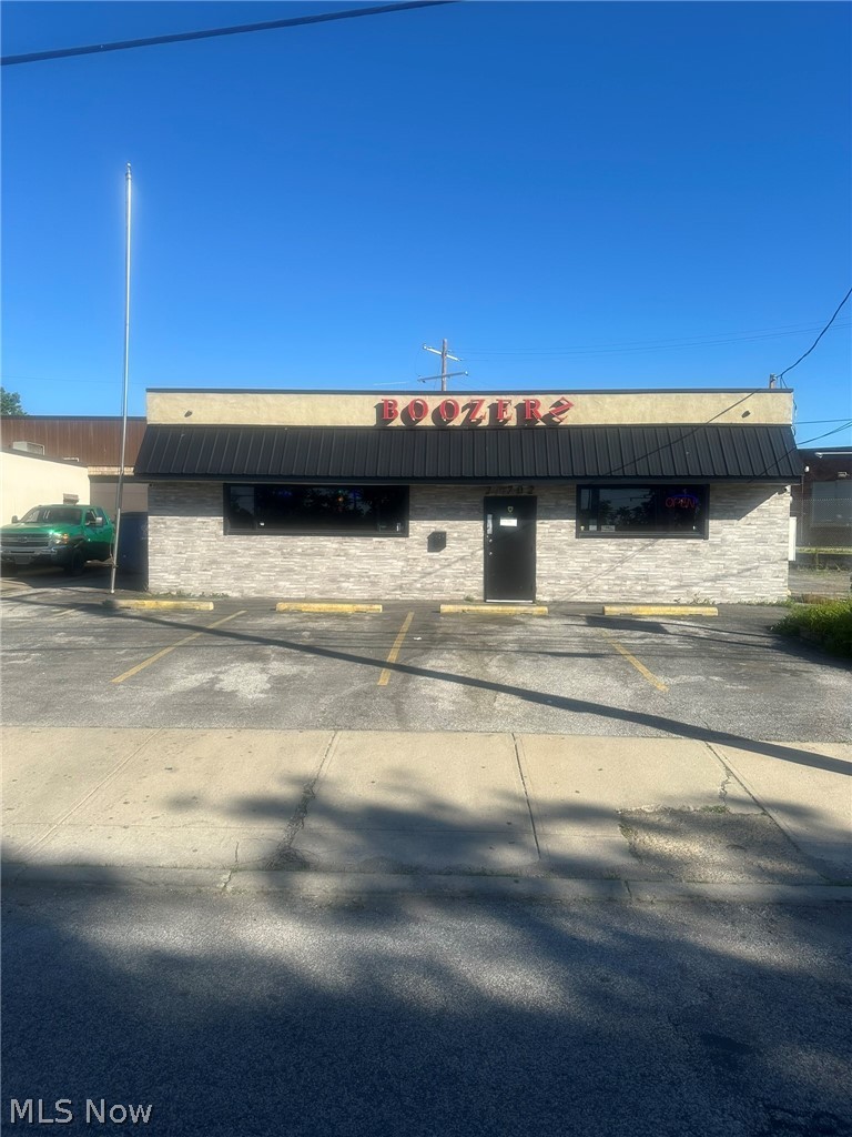 21702 Saint Clair Avenue Euclid OH 44117
