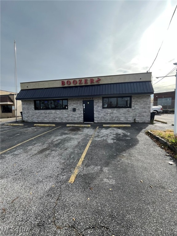 21702 Saint Clair Avenue Euclid OH 44117