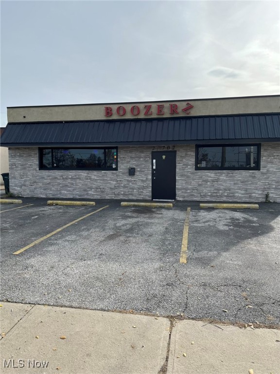 21702 Saint Clair Avenue Euclid OH 44117